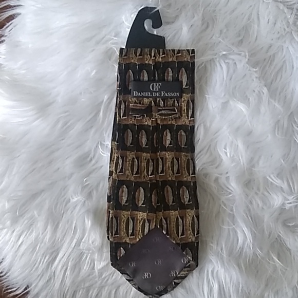 Ties - Picture 5 of 5